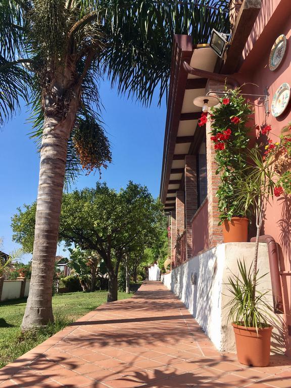 B&B Villa Vittoria Giardini-Naxos Exterior foto